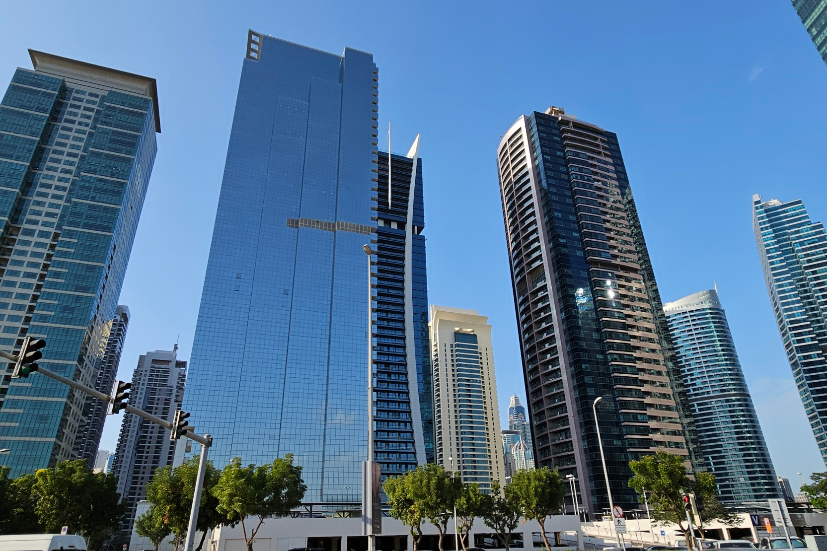 high-quality laundry services in JLT V