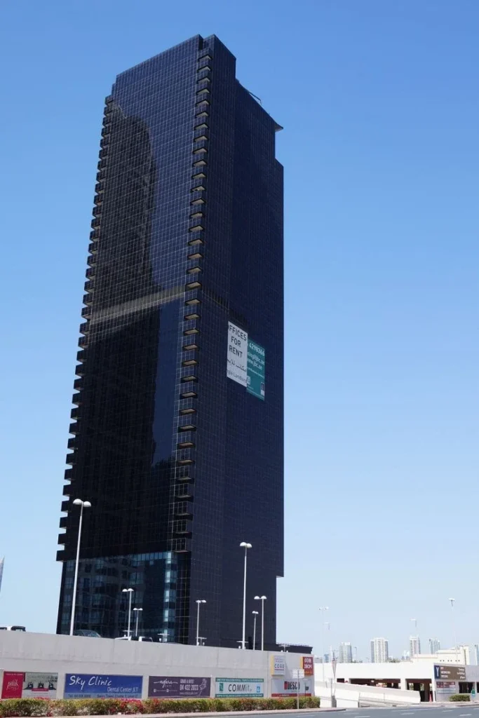 laundry-and-dry-cleaning-in-Jumeirah-Lakes-Towers-cluster-y